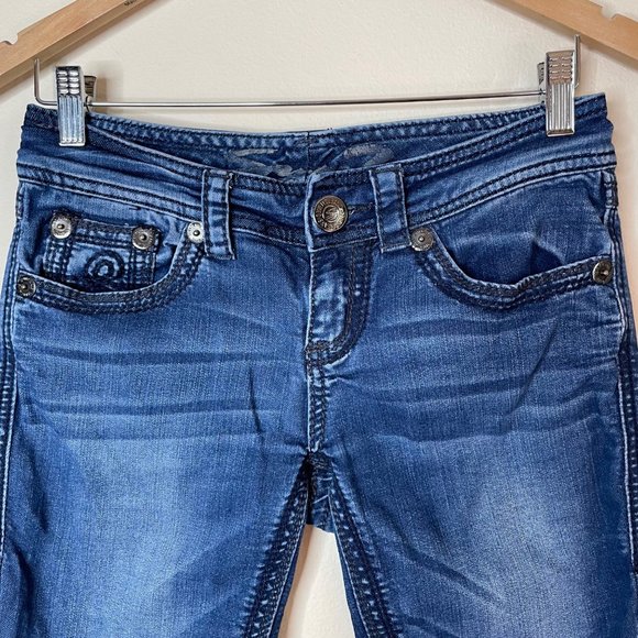 Seven7 Womens Low Cut Boot Cut Long Denim Shorts Size 2 - Picture 2 of 12